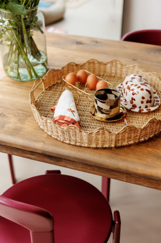 Round rattan scalloped tray