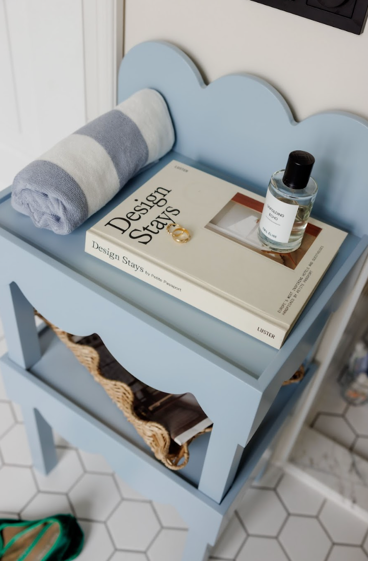 Side table Scallop
