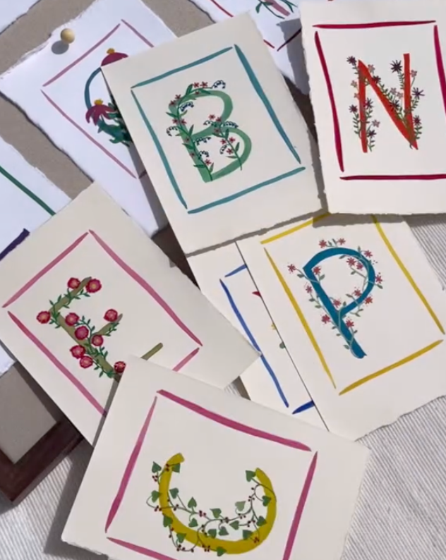 Tiny Scalloped Shelf