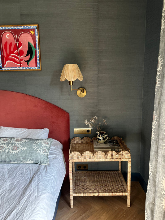 Rattan collection ~ The scalloped side table
