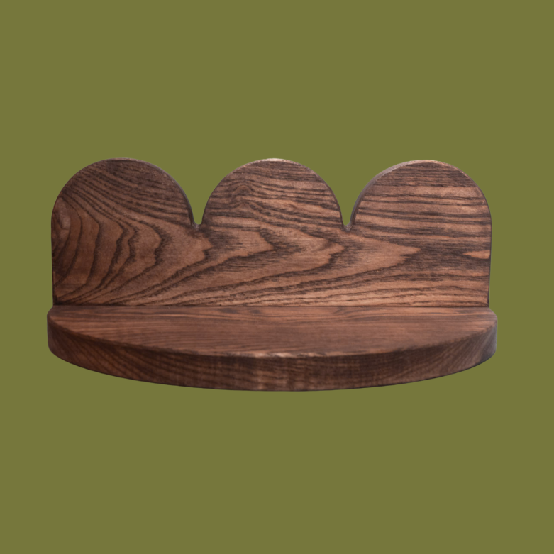 Tiny Scalloped Shelf